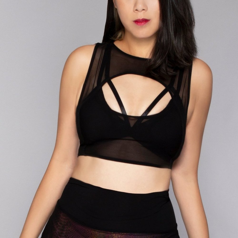 Wicked Dreams Mesh Keyhole Top in Black
